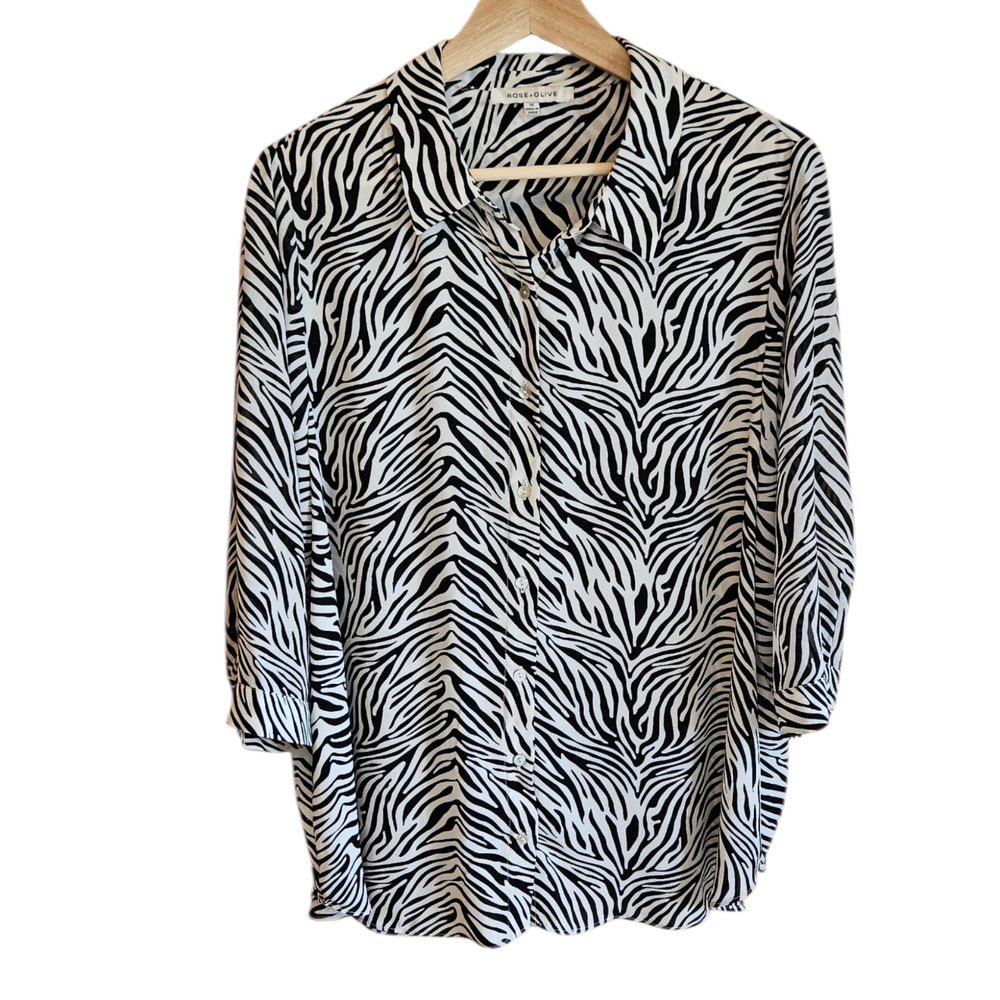 Rose + Olive Plus Size 1X Black White Zebra Print Chiffon Button Down Blouse